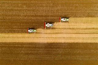 山西省乡宁县2025年农机北斗规模化应用工作取得实效